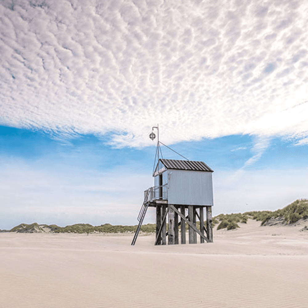 Strand Terschelling bij mooi weer, Midsland aan Zee op loopafstand vakantiehuis Apenstaartje